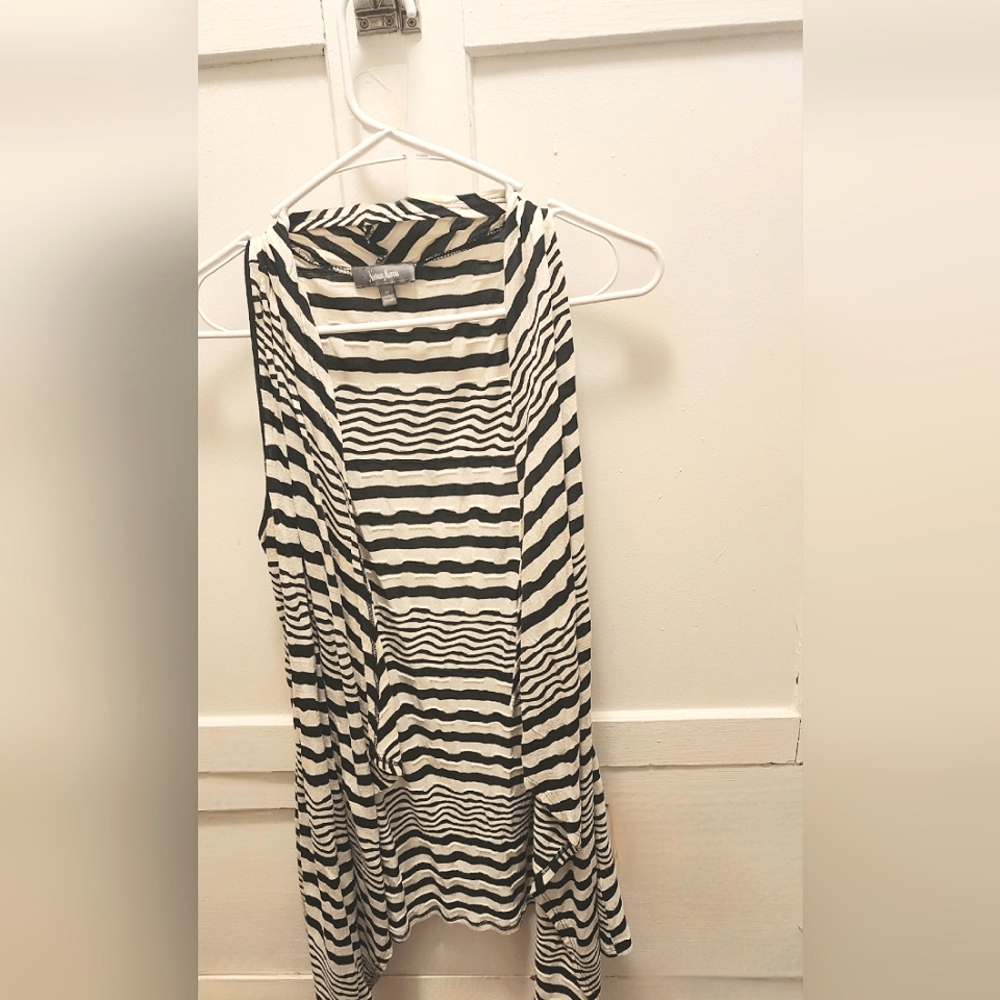 Neiman Markus Sleeveless Cardigan